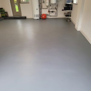 7mm Textured Interlocking Floor Tiles - Light Grey - Image 3